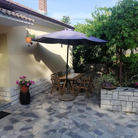 Studio Apartment Vigo - Rijeka Eksteriør billede
